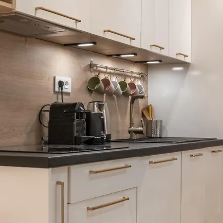 Upscale 3-room 300m From The Beaches Apartment *