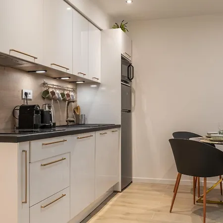 Apartment Upscale 3-room 300m From The Beaches