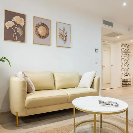 Apartment Upscale 3-room 300m From The Beaches Cannes